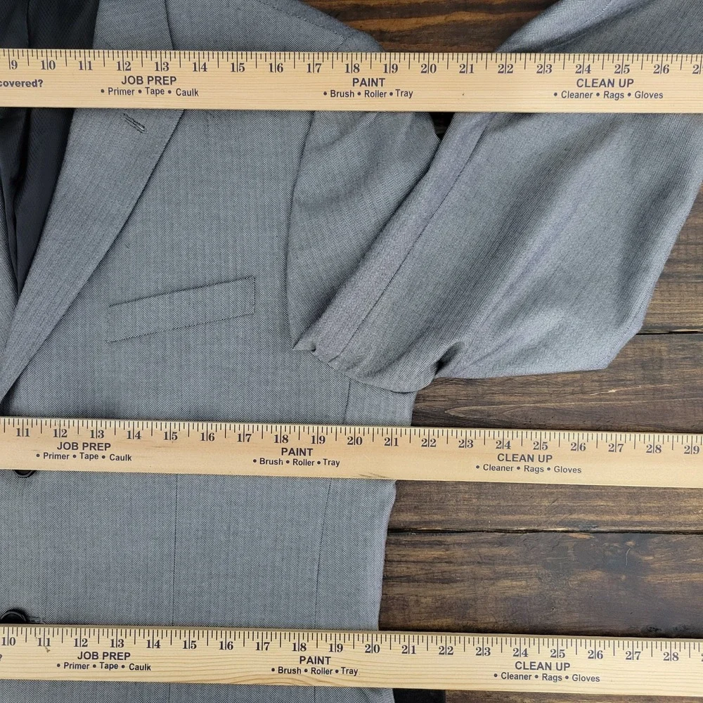 Stafford Essentials Men's Sport Coat Blazer Three Button Gray Herringbone 40R‎